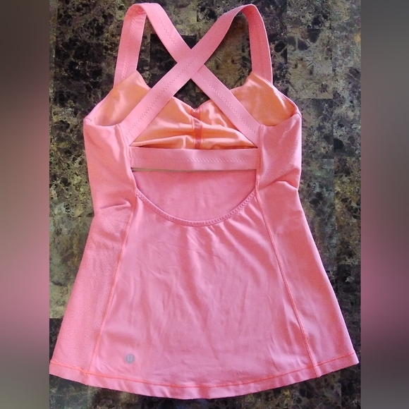 Lululemon Core Kicker Tank - Picture 9 of 11